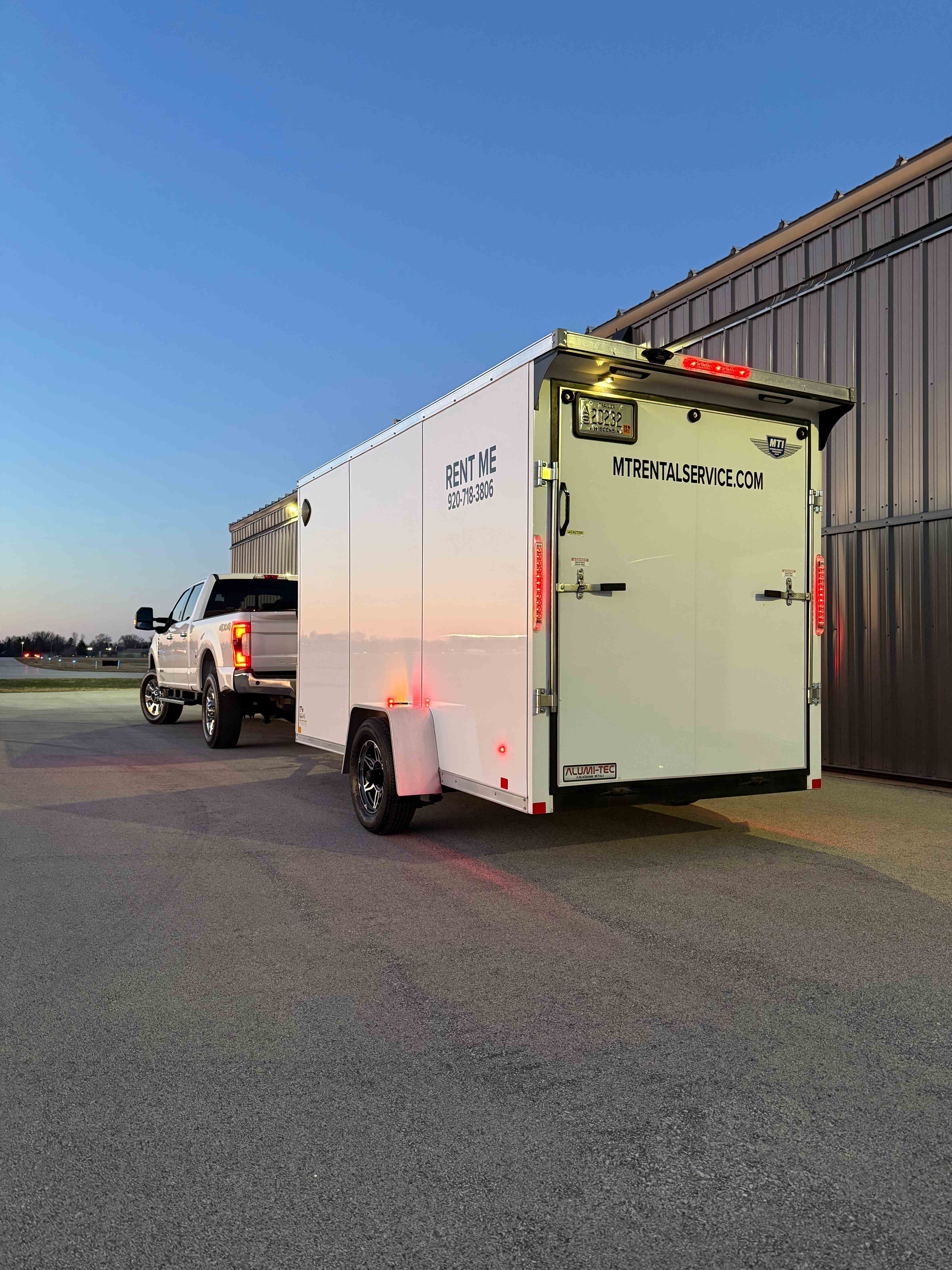 6x12 Enclosed Trailer view 2 - side view